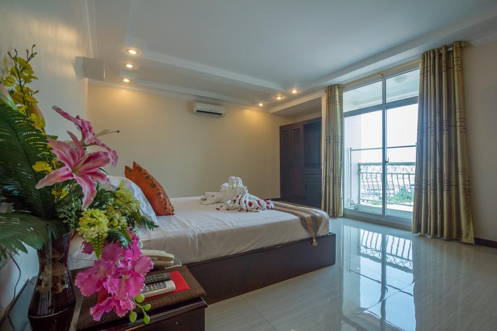 Good Luck Day Hotel & Apartment Phnom Penh Zewnętrze zdjęcie